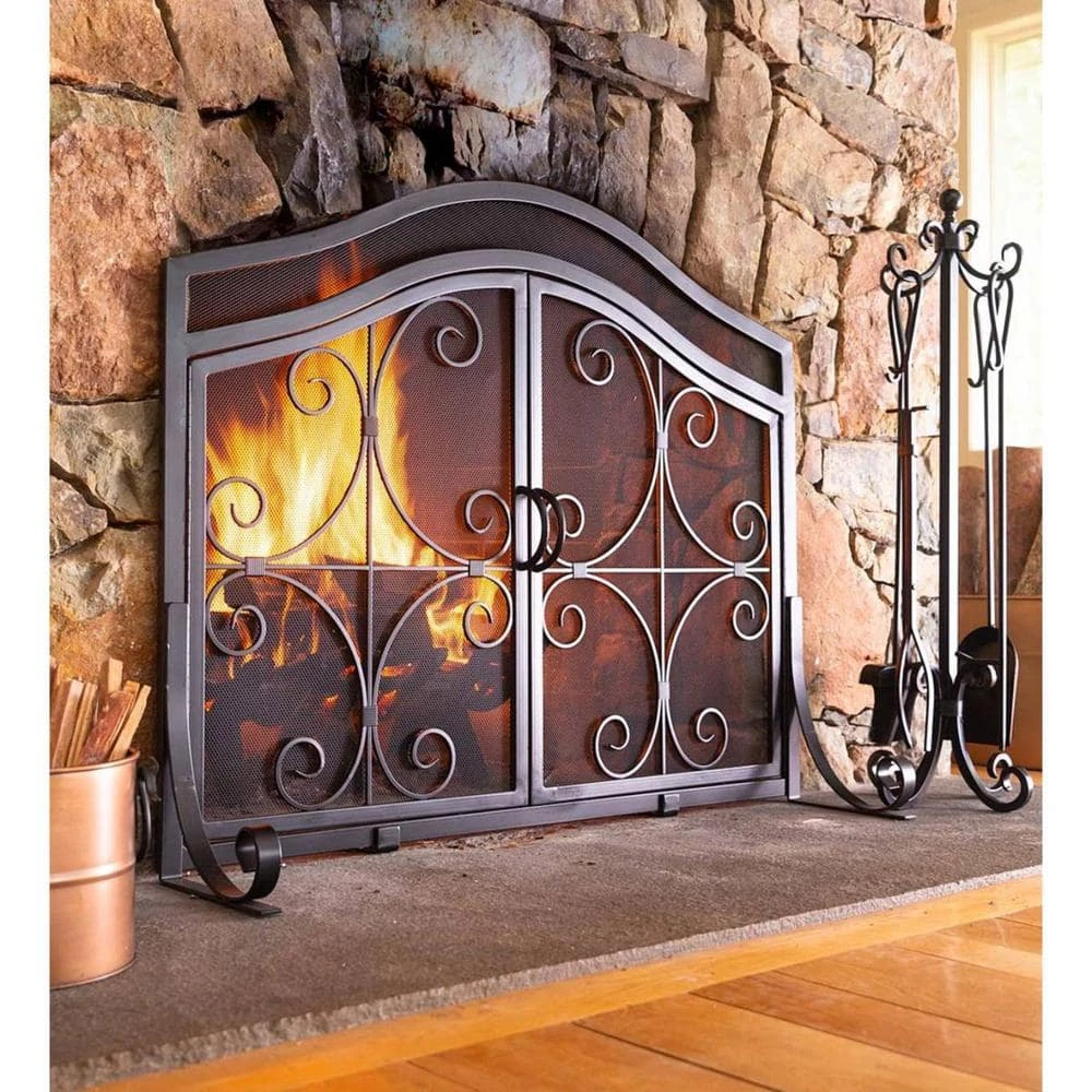 Small Crested Wrought Iron And Steel 1-Panel Fire Screen With Doors 2 Small Crested Wrought Iron And Steel 1-Panel Fire Screen With Doors - Image 2