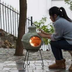 Vintiquewise Outdoor Beige Clay Chimenea BBQ Grill Fire Pit Accent Design And Metal Stand -Fire Place Store vintiquewise chimineas qi004354 44 1000